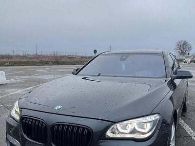 Second-hand BMW 740 Exclusive 313 CP (230 kW) 2013 Culoaregri Berlinǎ