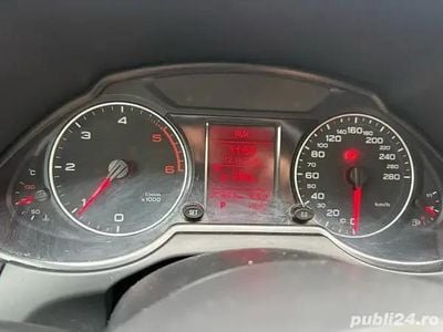 Alb Utilizat 2012 Audi Q5 SUV | 11.500 EUR (Preț OK)