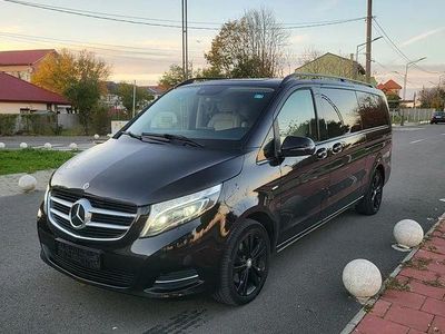 Second-hand Mercedes V250 Avantgarde 190 CP (139 kW) 2017 Culoarenegru Monovolum
