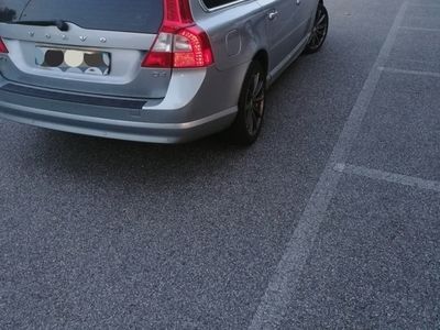 second-hand Volvo V70 d4 momentun