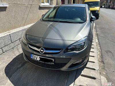 second-hand Opel Astra în Garantie