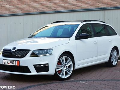 second-hand Skoda Octavia Combi 2.0 TDI DSG RS