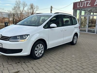 Second-hand VW Sharan Trendline 140 CP (102 kW) 2011 Alb gri, Monovolum