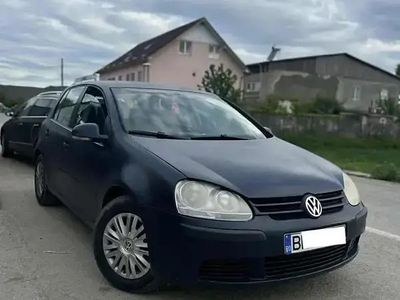 VW Golf V