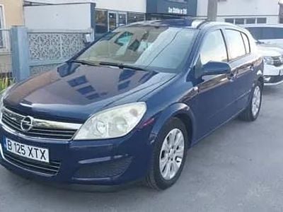 Utilizat 2008 Opel Astra Hatchback | 2.650 EUR (Puțin scump)