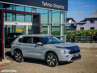 Culoaregri Nouă 2025 Mitsubishi Outlander P-HEV SUV | 51.728 EUR