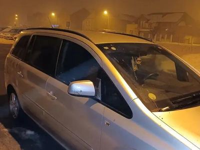 Second-hand 2010 Opel Zafira Monovolum | 2.500 EUR