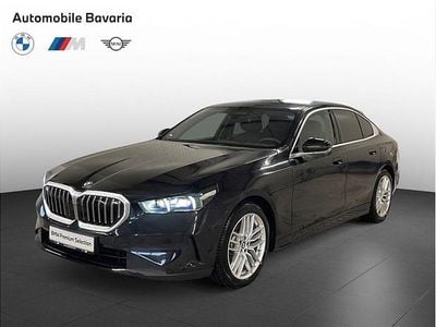 Black sapphire metallic metalizat Second-hand 2024 BMW 520 Comfort Edition Berlinǎ | 57.814 EUR