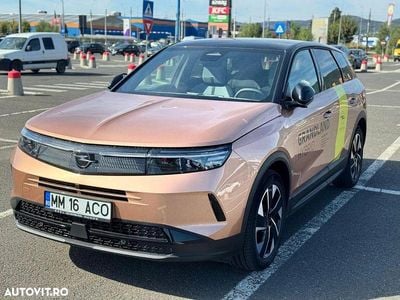 Second-hand Opel Grandland X 136 CP (100 kW) 2024 Culoaregalbeuriu SUV