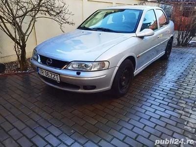 Utilizat 2001 Opel Vectra Berlinǎ | 600 EUR (Preț OK)
