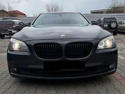 Culoarealbastru Utilizat 2010 BMW 730 Sport Line Berlinǎ | 8.899 EUR (Super Preț)