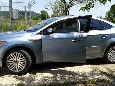 Second-hand Ford Mondeo Ghia 140 CP (102 kW) 2008 Hatchback