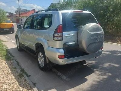 Second-hand Toyota Land Cruiser 166 CP (122 kW) 2005 Gri SUV