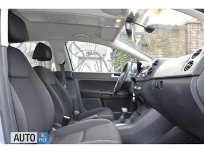 Second-hand VW Golf VI 105 CP (77 kW) 2010 Albastru Hatchback