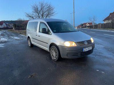 VW Caddy