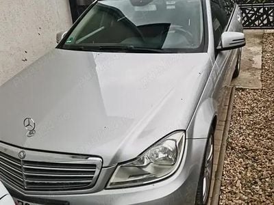 Mercedes C200
