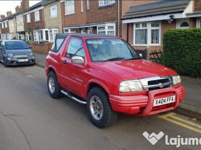 Second-hand Suzuki Grand Vitara Sport 130 CP (95 kW) 2000 Roșu SUV