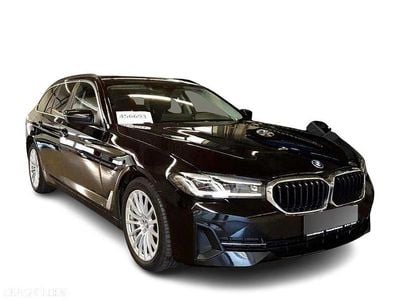 Culoarenegru Second-hand 2021 BMW 530e Sport Line Break | 22.699 EUR (Preț bun)