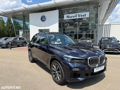 Culoarenegru Utilizat 2020 BMW X5 M Sport SUV | 49.489 EUR (Preț OK)