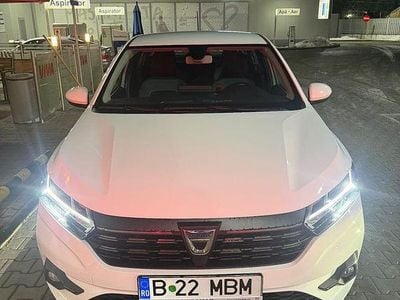 Second-hand Dacia Logan Essentiel 90 CP (66 kW) 2021 Culoarealb Berlinǎ