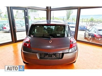 Utilizat 2006 Renault Mégane Coupé Coupe | 2.250 EUR