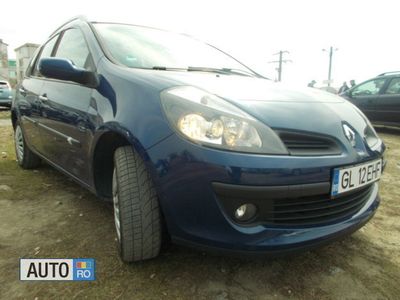 Second-hand Renault Clio GrandTour 86 CP (63 kW) 2009 Albastru Break