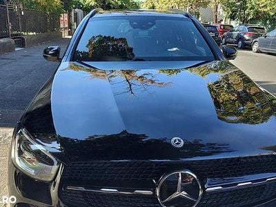 Mercedes GLC300