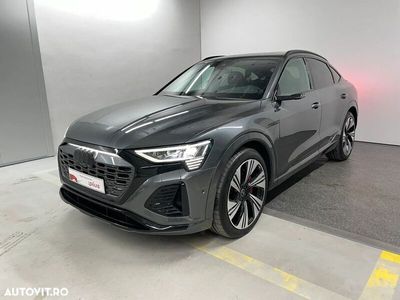 Gri Utilizat 2023 Audi Q8 e-tron Black Edition SUV | 64.977 EUR