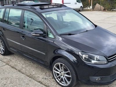 second-hand VW Touran 2011*1.6 Diesel 105 Cp*6 viteze*Panoramic*Navi*Senzori*Euro 5