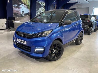 Second-hand Aixam City 11 kW (16 CP) 2023 Alb Hatchback