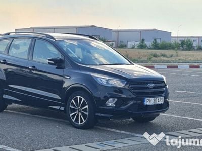 Second-hand Ford Kuga ST-Line 182 CP (133 kW) 2019 Negru SUV