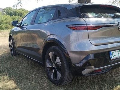 Second-hand Renault Megane E-Tech 110 kW (150 CP) 2023 Hatchback