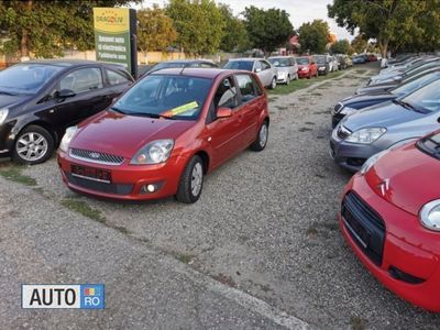 second-hand Ford Fiesta benzin clima berlina