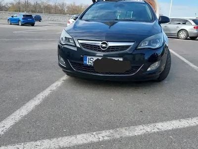 Second-hand Opel Astra Sport 125 CP (91 kW) 2012 Break