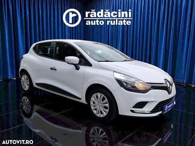 Culoarealb Utilizat 2020 Renault Clio V Life Hatchback | 8.300 EUR (Preț bun)