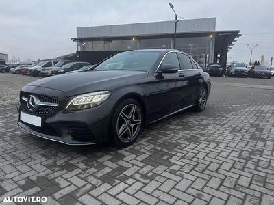 Second-hand Mercedes C180 AMG line 122 CP (89 kW) 2020 Culoaregri Berlinǎ