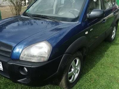 Second-hand Hyundai Tucson 140 CP (102 kW) 2007 Albastru SUV