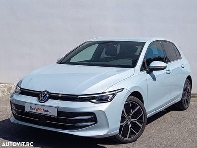 Second-hand VW Golf VIII Style 150 CP (110 kW) 2024 Culoarealbastru Hatchback