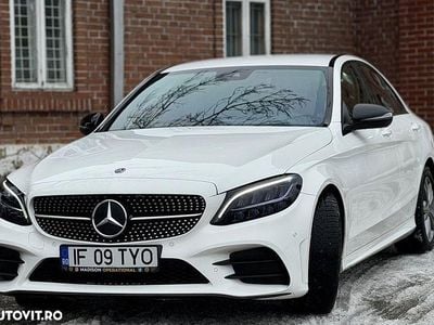 Second-hand Mercedes C220 AMG line 194 CP (142 kW) 2021 Culoarealb Berlinǎ