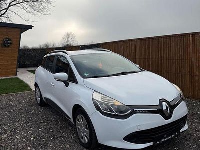 Culoarealb Utilizat 2015 Renault Clio IV Dynamique Hatchback | 5.350 EUR (Preț OK)