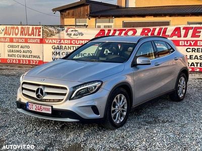 Second-hand Mercedes GLA200 136 CP (100 kW) 2015 Culoareargint SUV