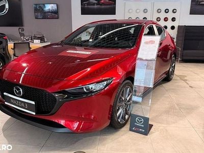 Culoarerosu Nouă 2025 Mazda 3 Center-Line Hatchback | 27.140 EUR (Preț OK)