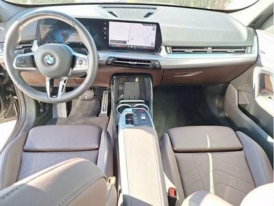 Second-hand BMW X1 Comfort Edition 156 CP (114 kW) 2025 Negru sapphire metalizat SUV