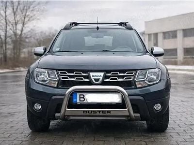 Second-hand Dacia Duster Lauréate 125 CP (91 kW) 2014 Gri SUV