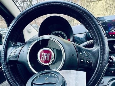 Culoarenegru Utilizat 2011 Fiat 500 Lounge Hatchback | 5.400 EUR (Puțin scump)