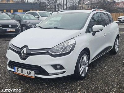 Second-hand Renault Clio GrandTour Life 90 CP (66 kW) 2019 Culoarealb Break