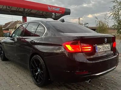 Utilizat 2013 BMW 318 Berlinǎ | 12.600 EUR (Scump)