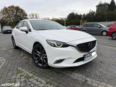 Culoarealb Utilizat 2015 Mazda 6 Berlinǎ | 11.790 EUR (Puțin scump)