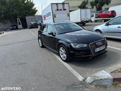 Culoarenegru Second-hand 2015 Audi e-tron Sportback Ambition SUV | 10.000 EUR