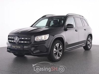 Mercedes GLB220